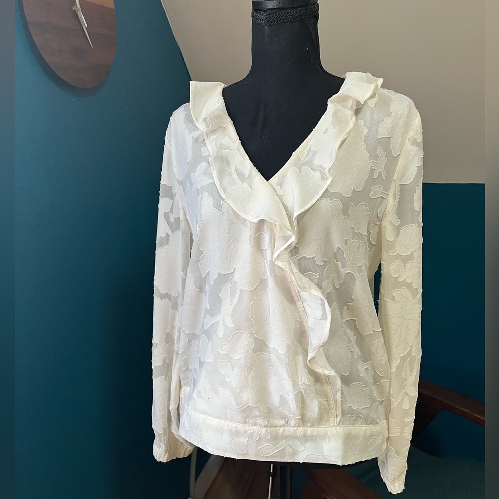 LOFT ruffle blouse size M